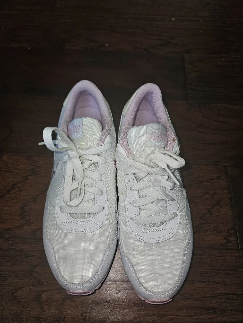 Nike Women’s White Sneakers with Light Pink Accents